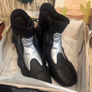 Stylish Black and Silver Men's Shoes